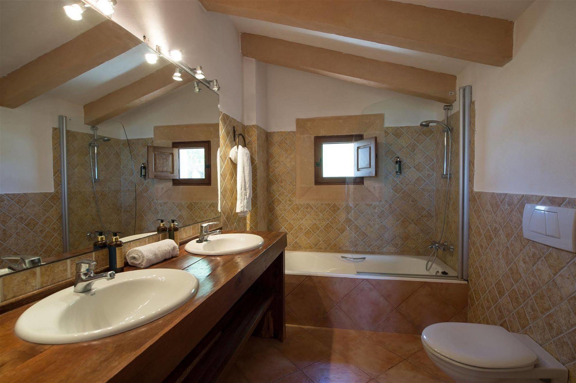 Hotel Rural Can Feliu Porreres Bagian luar foto