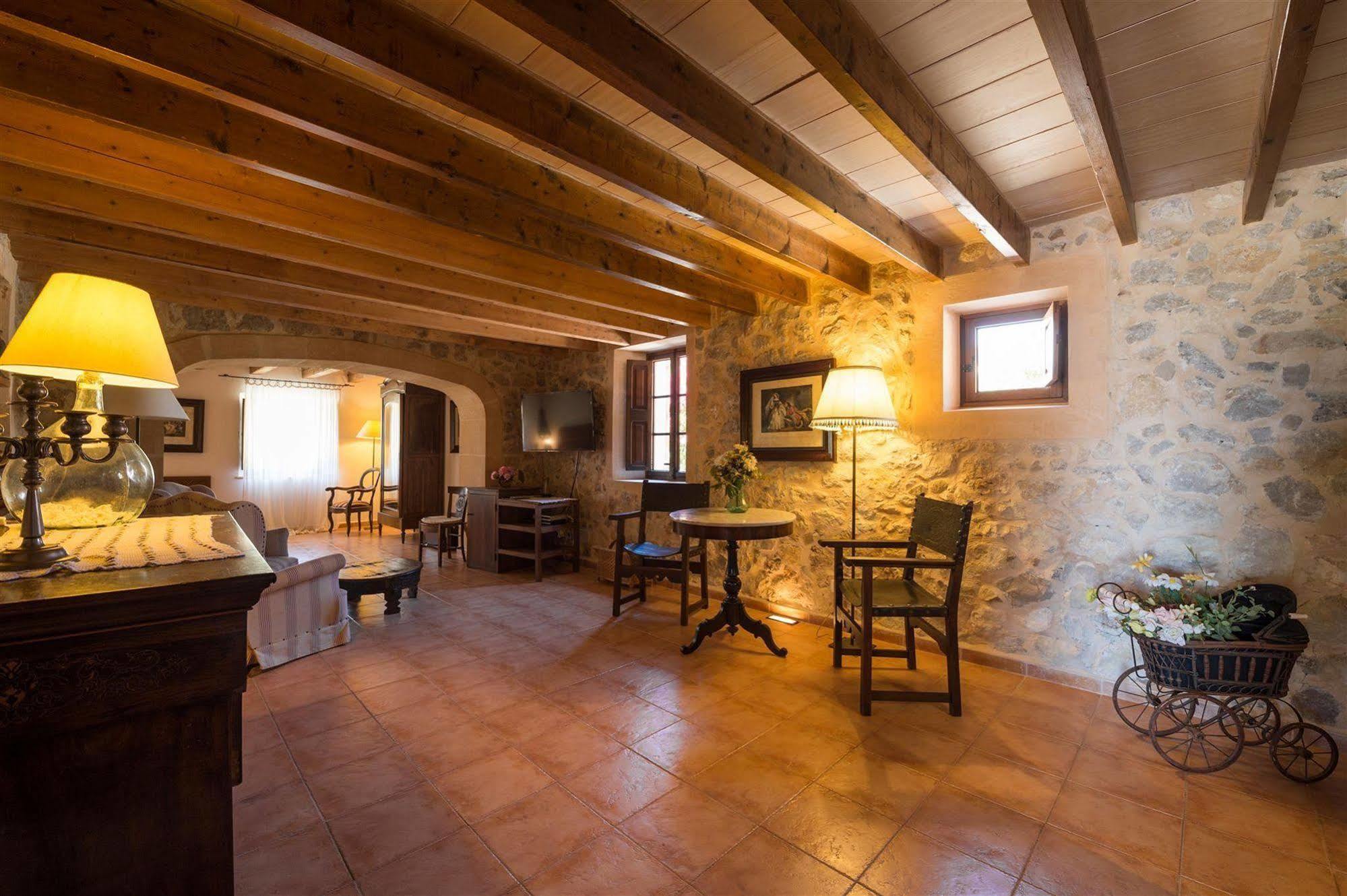 Hotel Rural Can Feliu Porreres Bagian luar foto